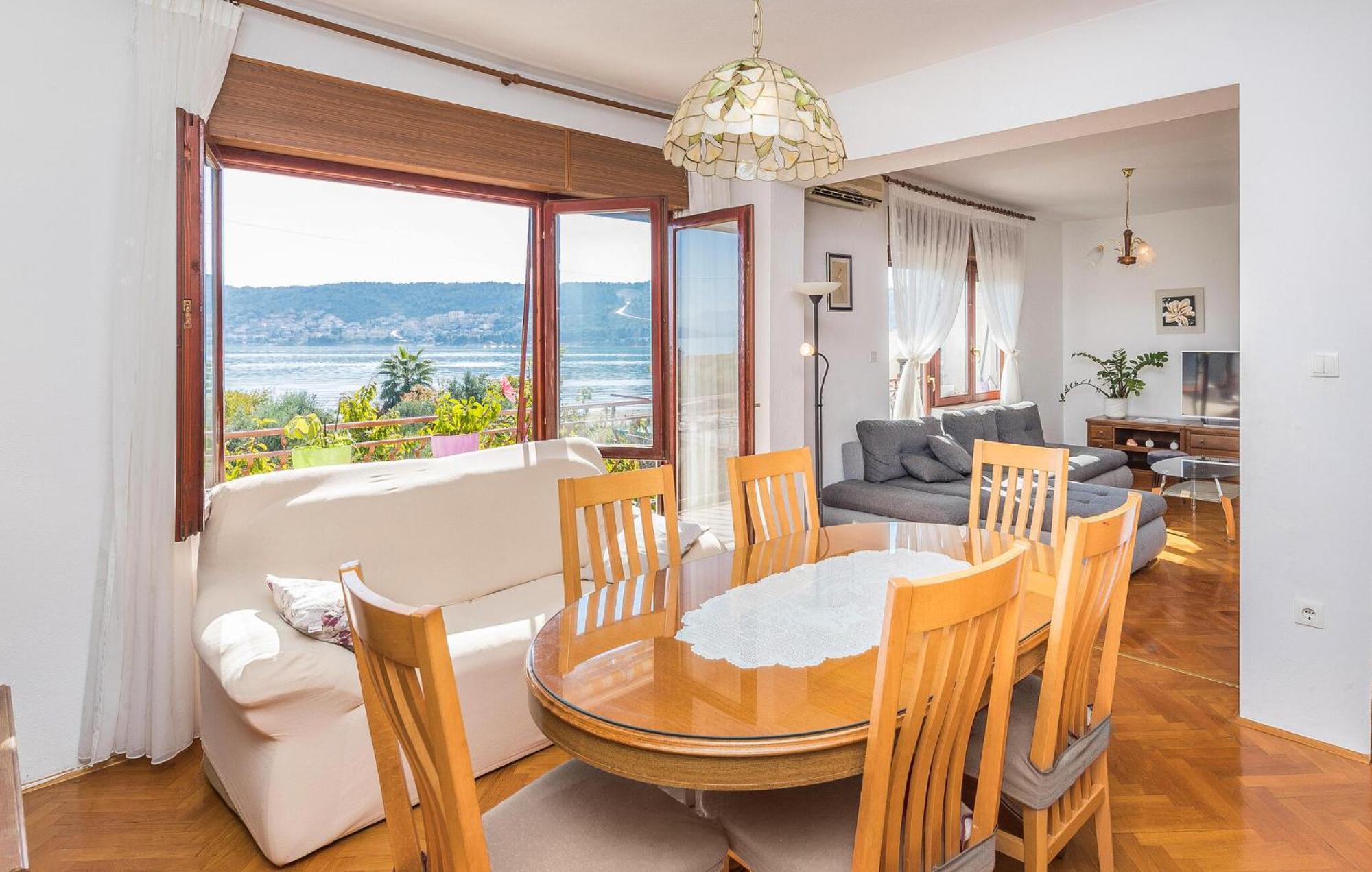 Beautiful Apartment In Trogir With Wifi Eksteriør bilde